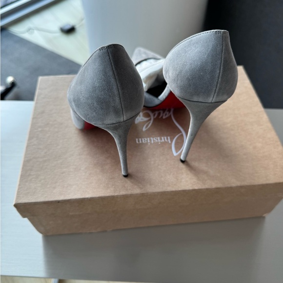 Christian Louboutin Iriza 100 suede pump - Picture 2 of 5